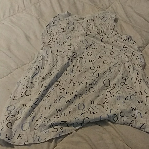 ⭐Uniqlo top lot s olympia le tan - Picture 3 of 3